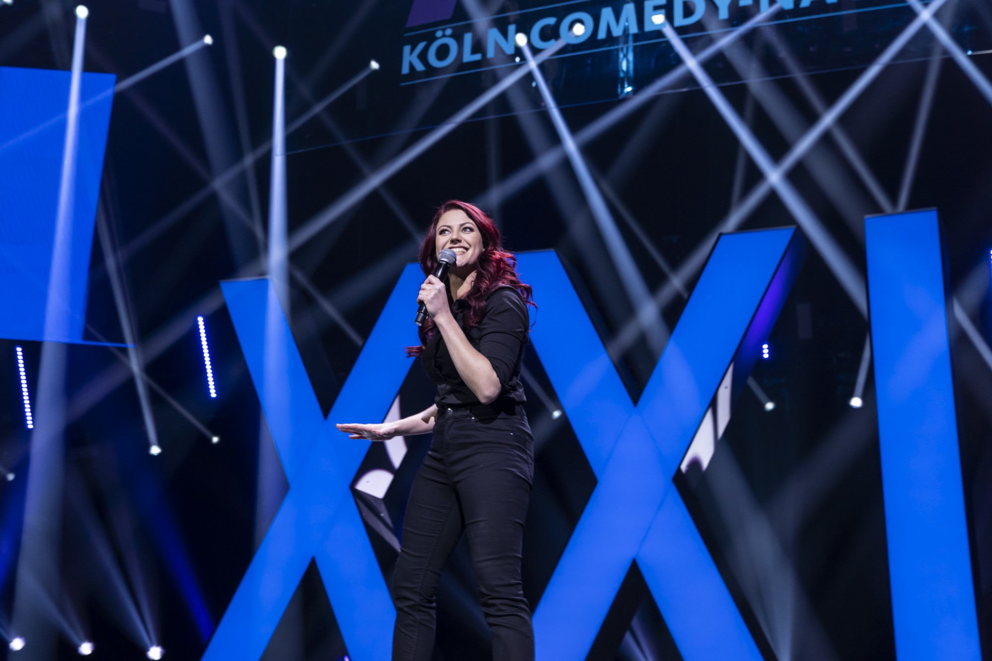 Tahnee vor 14.000 Zuschauern - 1LIVE Köln Comedy-Nacht XXL 2018